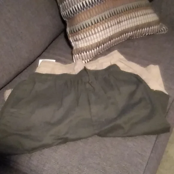 5 FOR $25 Basic Edition Elastic Waist Shorts 2 Pairs - Picture 2 of 4